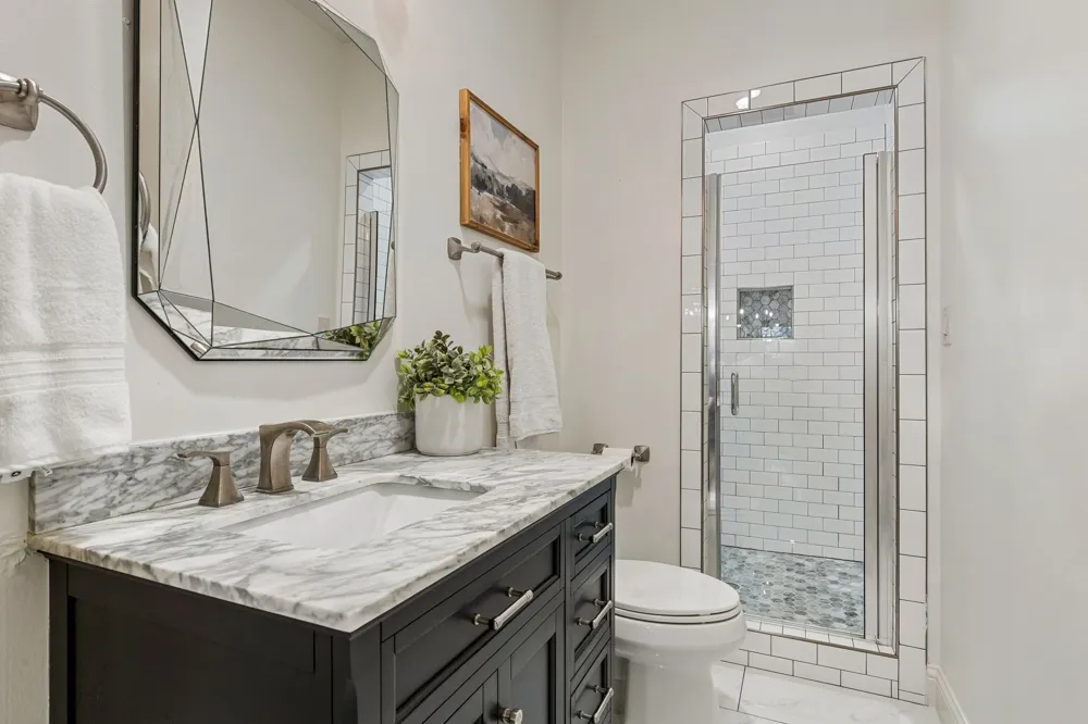 3744 Highgrove Drive Dallas, TX 75220