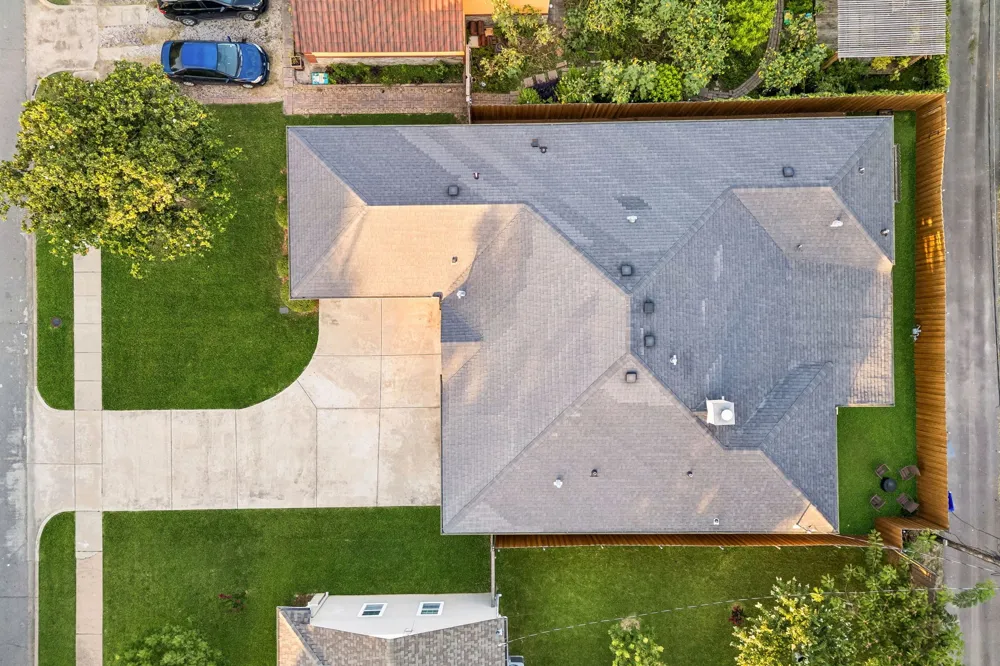 3744 Highgrove Drive Dallas, TX 75220