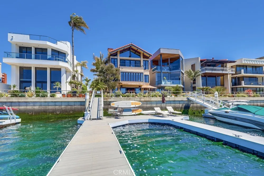 6048 Lido Long Beach, CA 90803