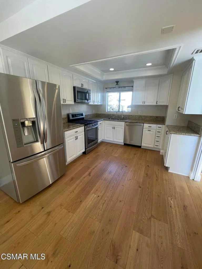 1174 Westlake Boulevard #E Westlake Village, CA 91361