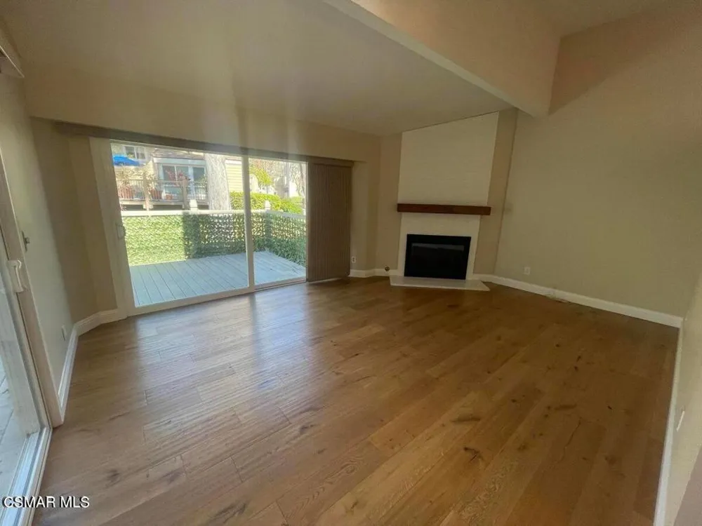 1174 Westlake Boulevard #E Westlake Village, CA 91361