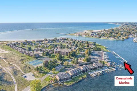 98 Harbor Drive #12