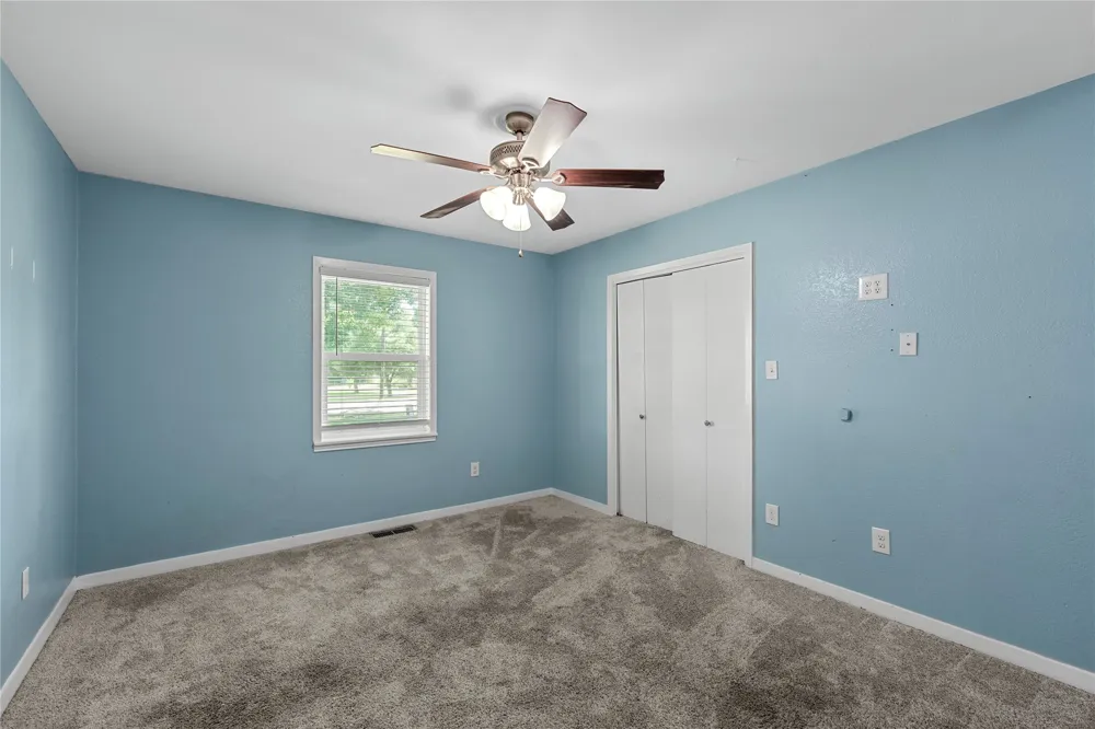 525 W 7th Street Crawford, TX 76638