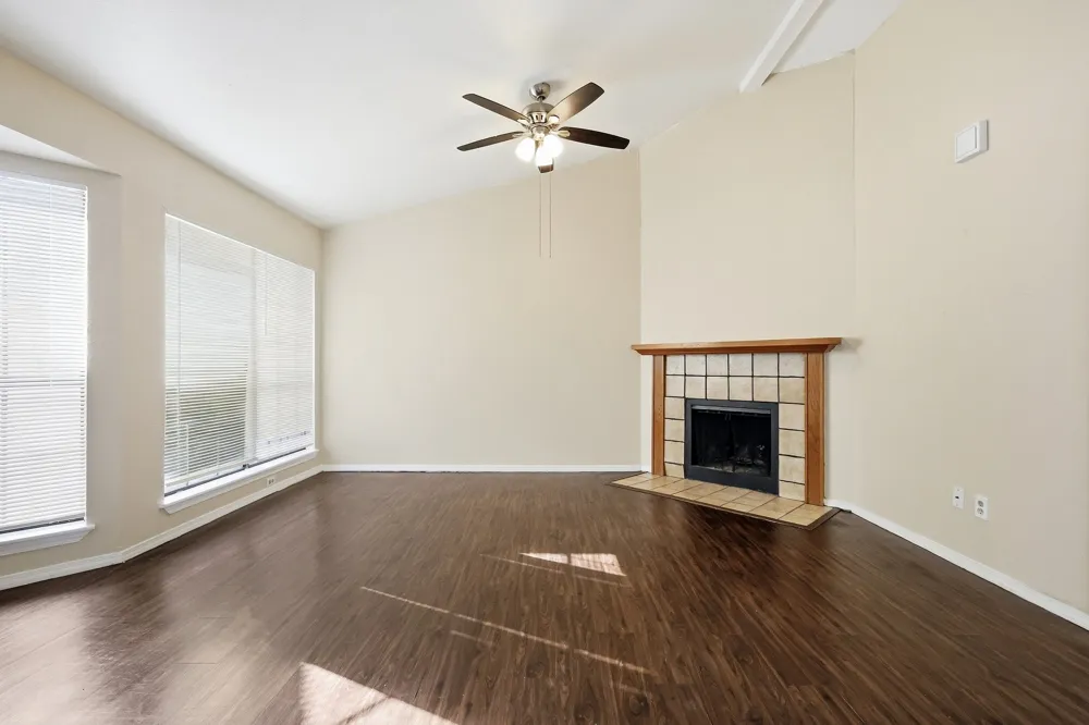3048 Navarro Lane Grand Prairie, TX 75052