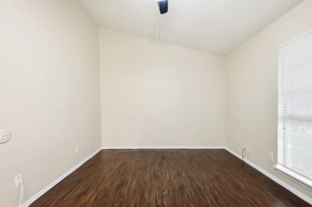 3048 Navarro Lane Grand Prairie, TX 75052