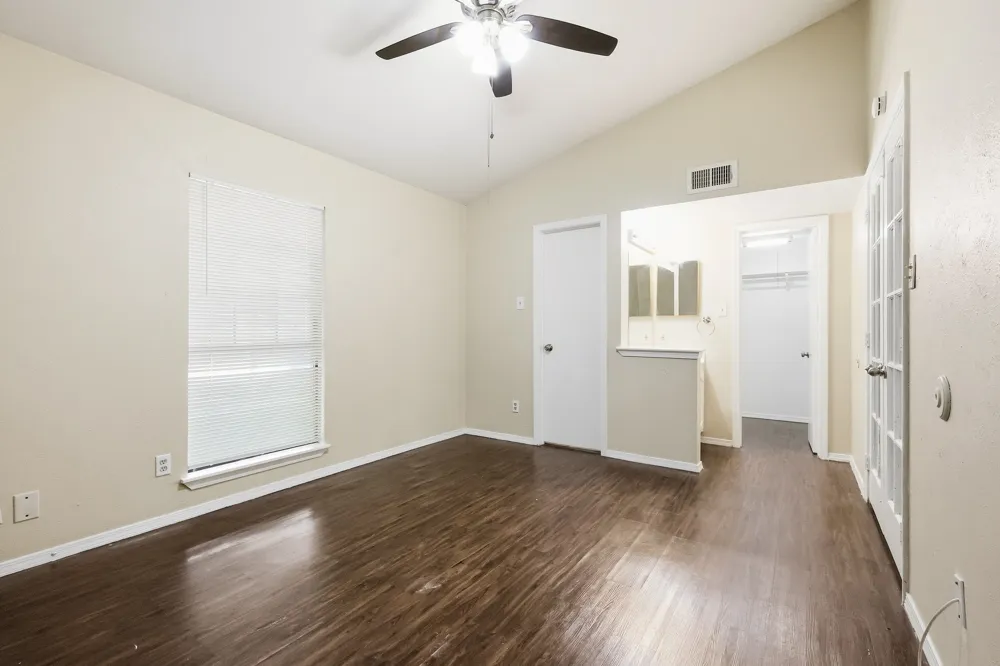 3048 Navarro Lane Grand Prairie, TX 75052