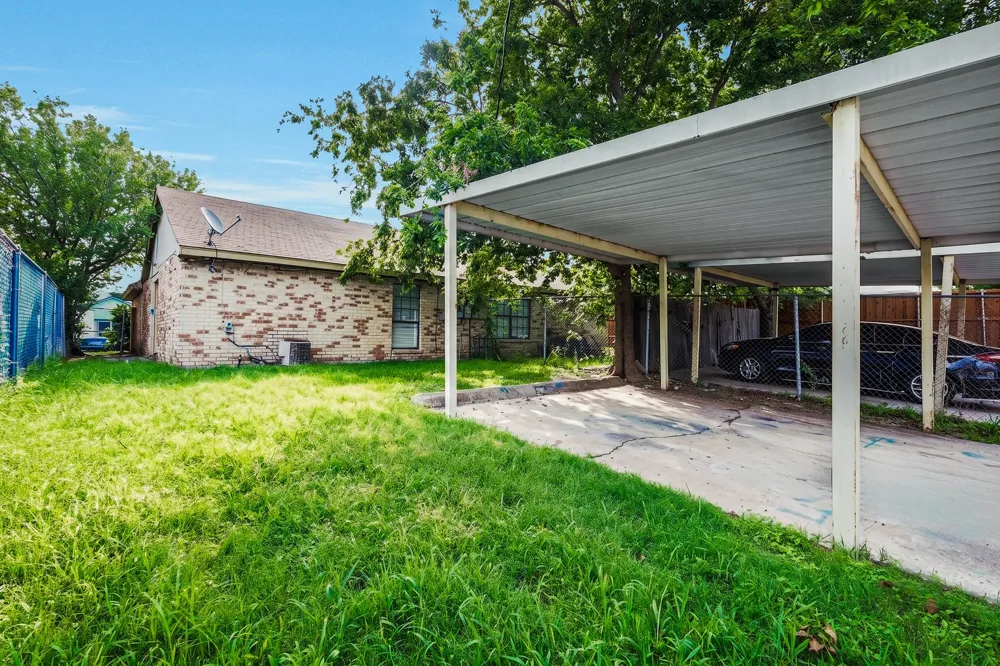 3048 Navarro Lane Grand Prairie, TX 75052