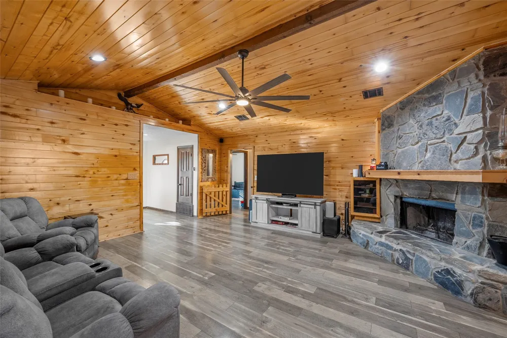 361 Vandiver Road Moody, TX 76557