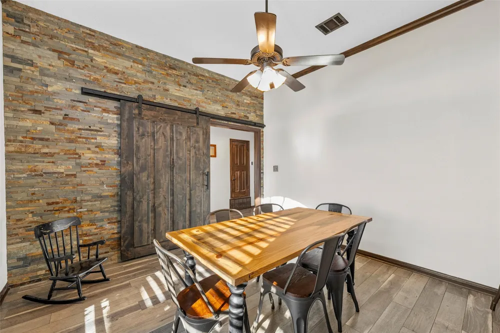 361 Vandiver Road Moody, TX 76557
