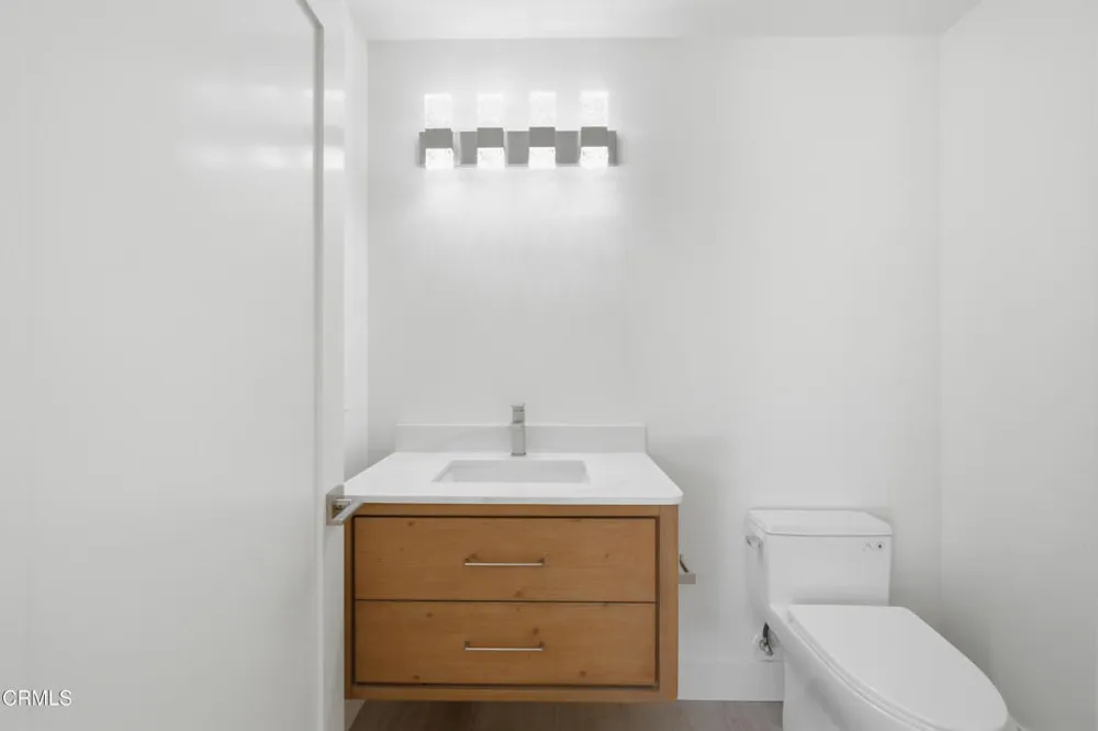 1013 Colina Vista Ventura, CA 93003