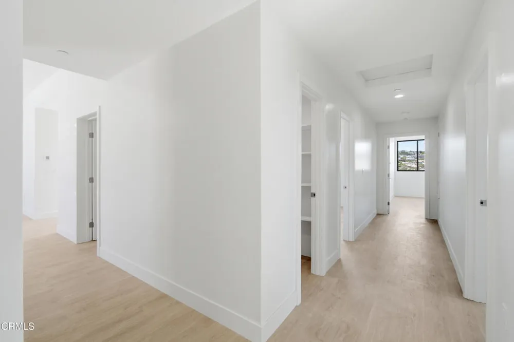 1013 Colina Vista Ventura, CA 93003