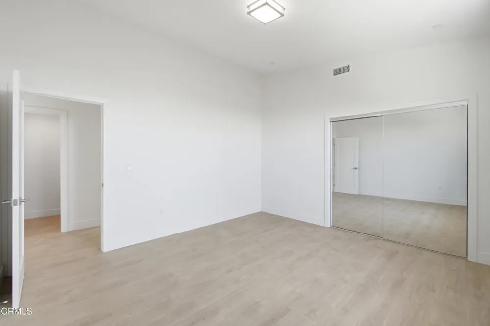 1013 Colina Vista Ventura, CA 93003