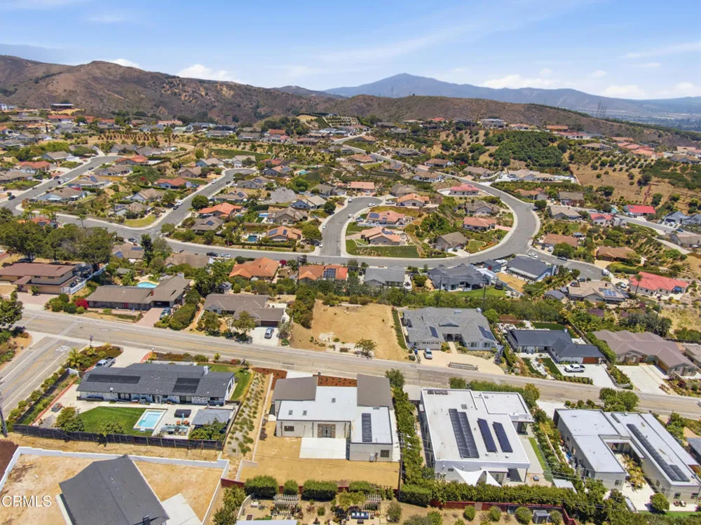1013 Colina Vista Ventura, CA 93003