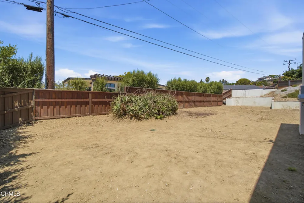 1013 Colina Vista Ventura, CA 93003