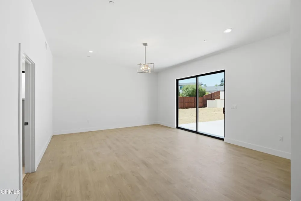 1013 Colina Vista Ventura, CA 93003