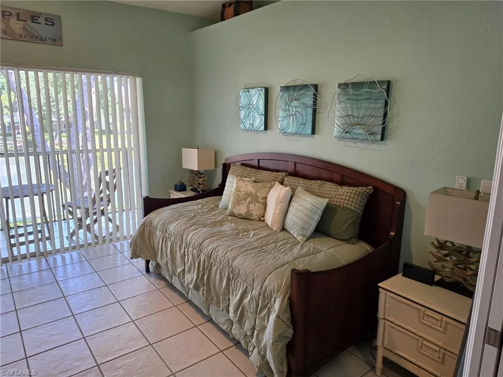 200 Diamond Circle #202 Naples, FL 34110