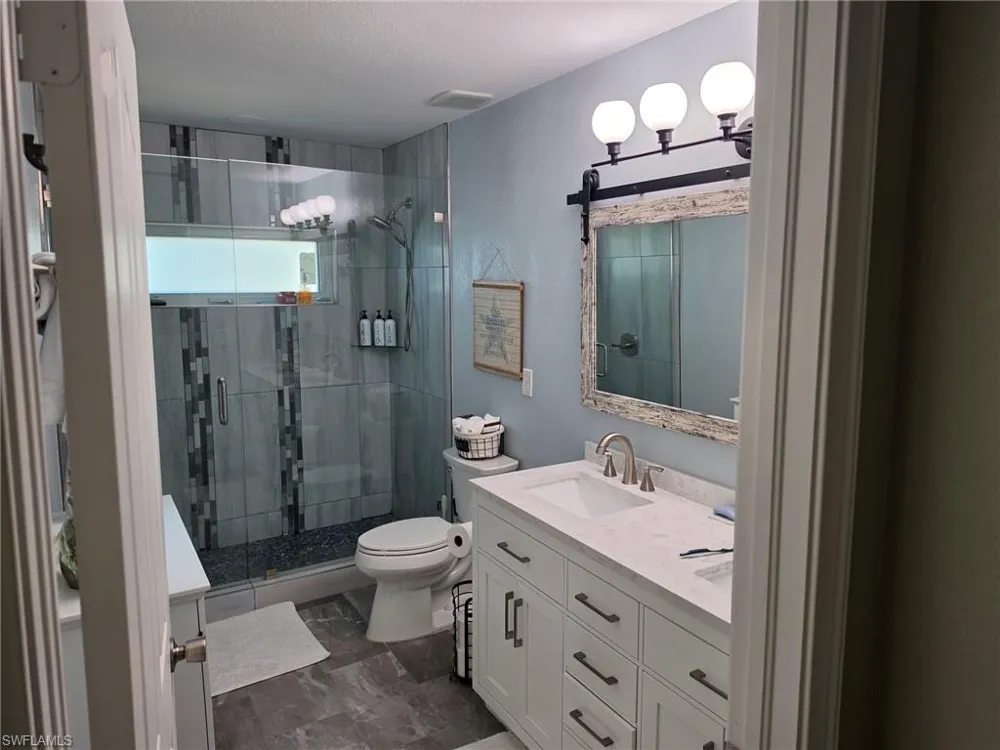 200 Diamond Circle #202 Naples, FL 34110