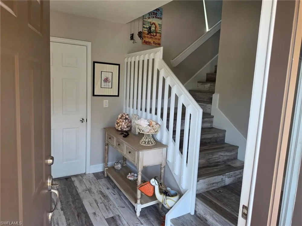 200 Diamond Circle #202 Naples, FL 34110