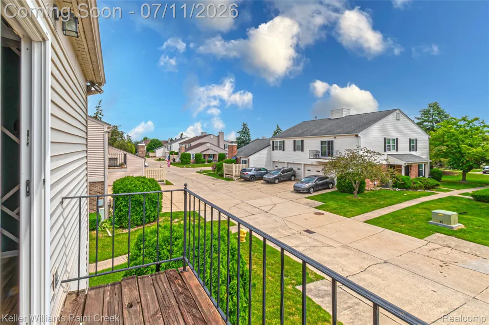 44524 Bunker Hill Drive #112 Clinton Charter Township, MI 48038