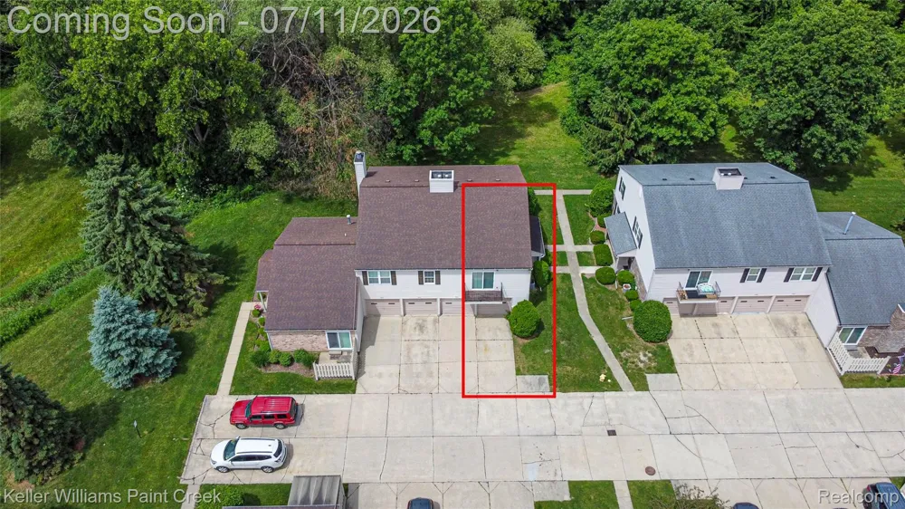 44524 Bunker Hill Drive #112 Clinton Charter Township, MI 48038