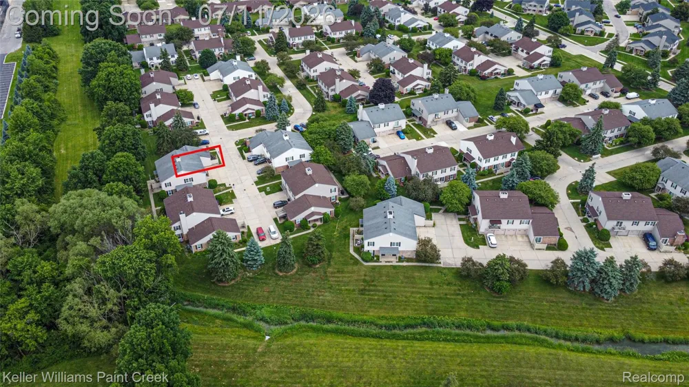 44524 Bunker Hill Drive #112 Clinton Charter Township, MI 48038