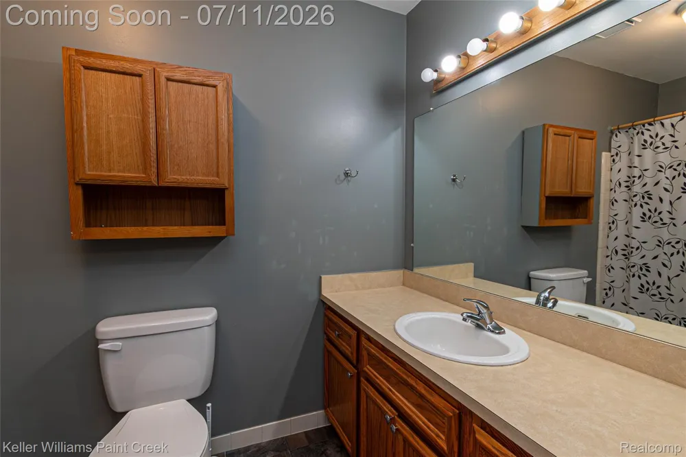 44524 Bunker Hill Drive #112 Clinton Charter Township, MI 48038