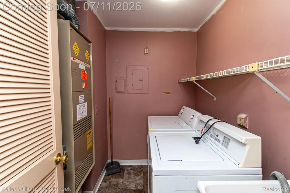 44524 Bunker Hill Drive #112 Clinton Charter Township, MI 48038