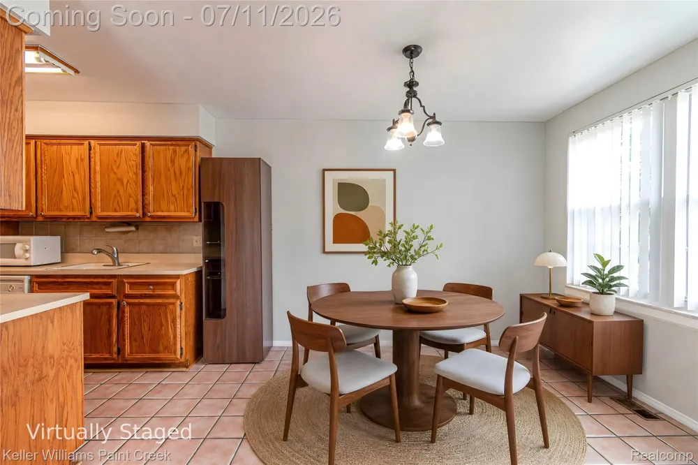 44524 Bunker Hill Drive #112 Clinton Charter Township, MI 48038