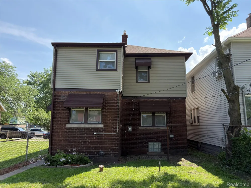 15 FOREST STREET River Rouge City, MI 48218