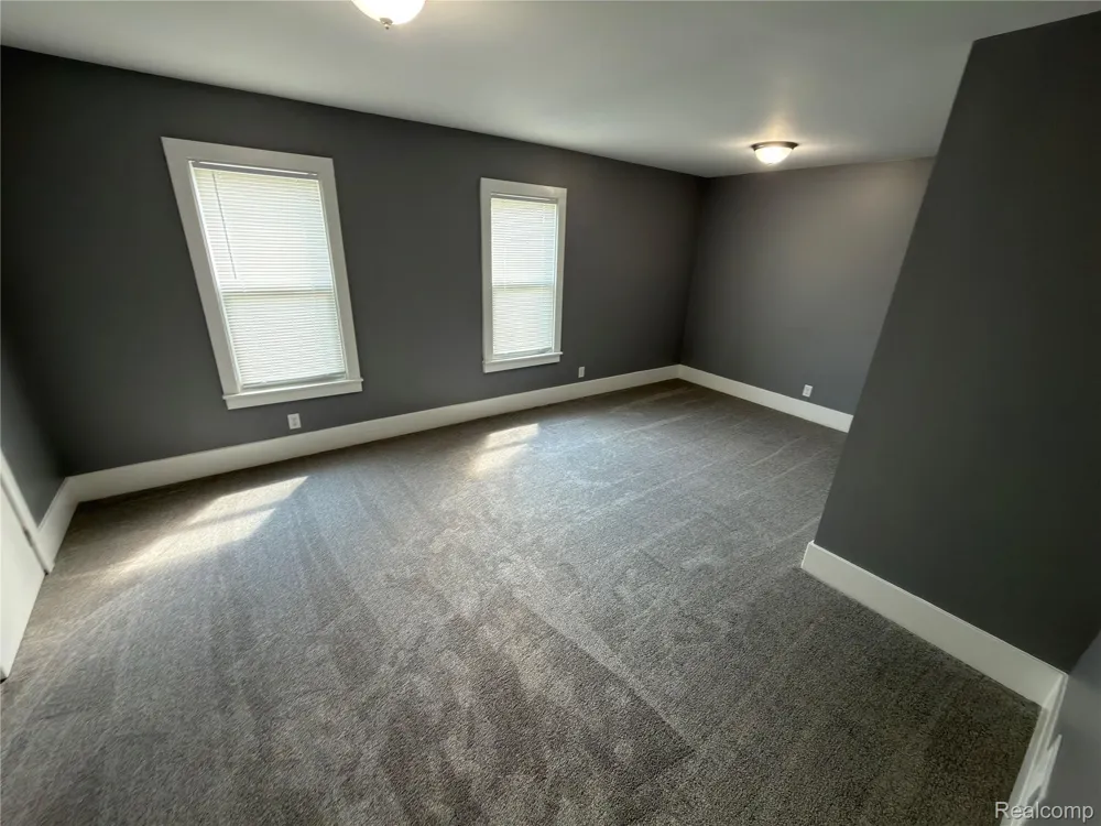 15 FOREST STREET River Rouge City, MI 48218