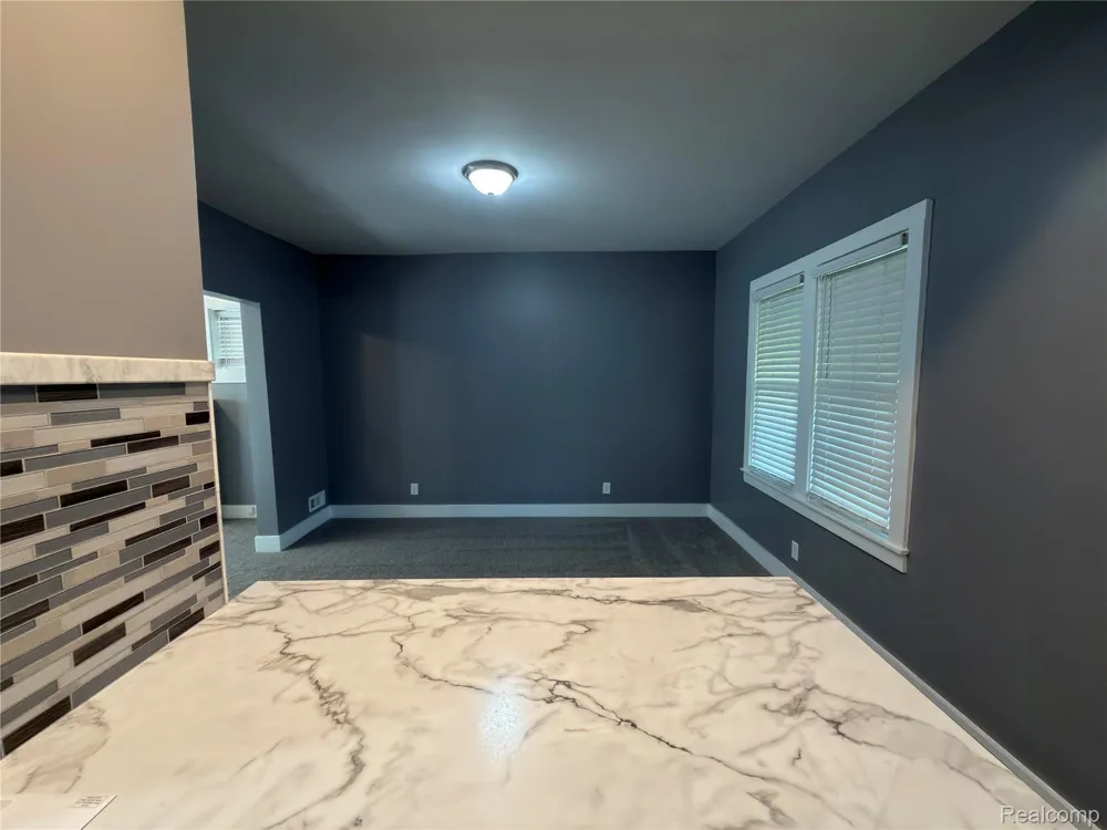 15 FOREST STREET River Rouge City, MI 48218