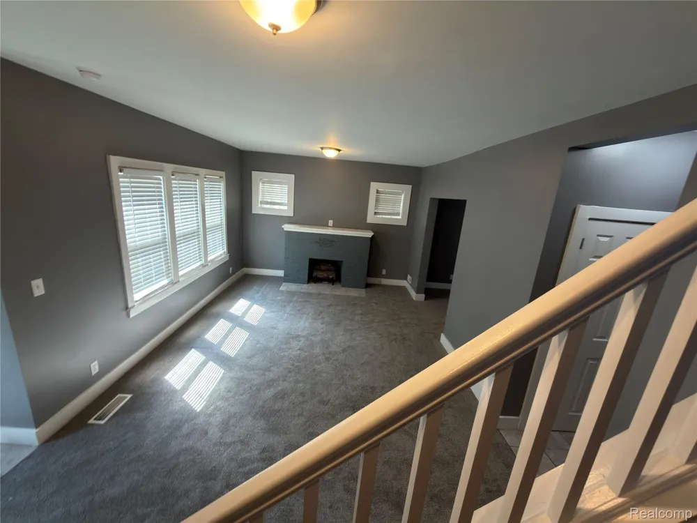 15 FOREST STREET River Rouge City, MI 48218