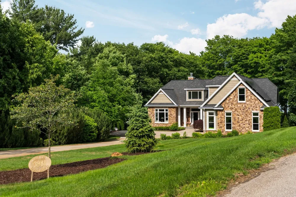 3981 Smokey Ridge Road Peninsula Township, MI 49686