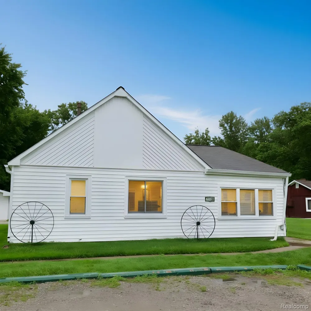 48677 Sugarbush Road #1 Chesterfield Township, MI 48047