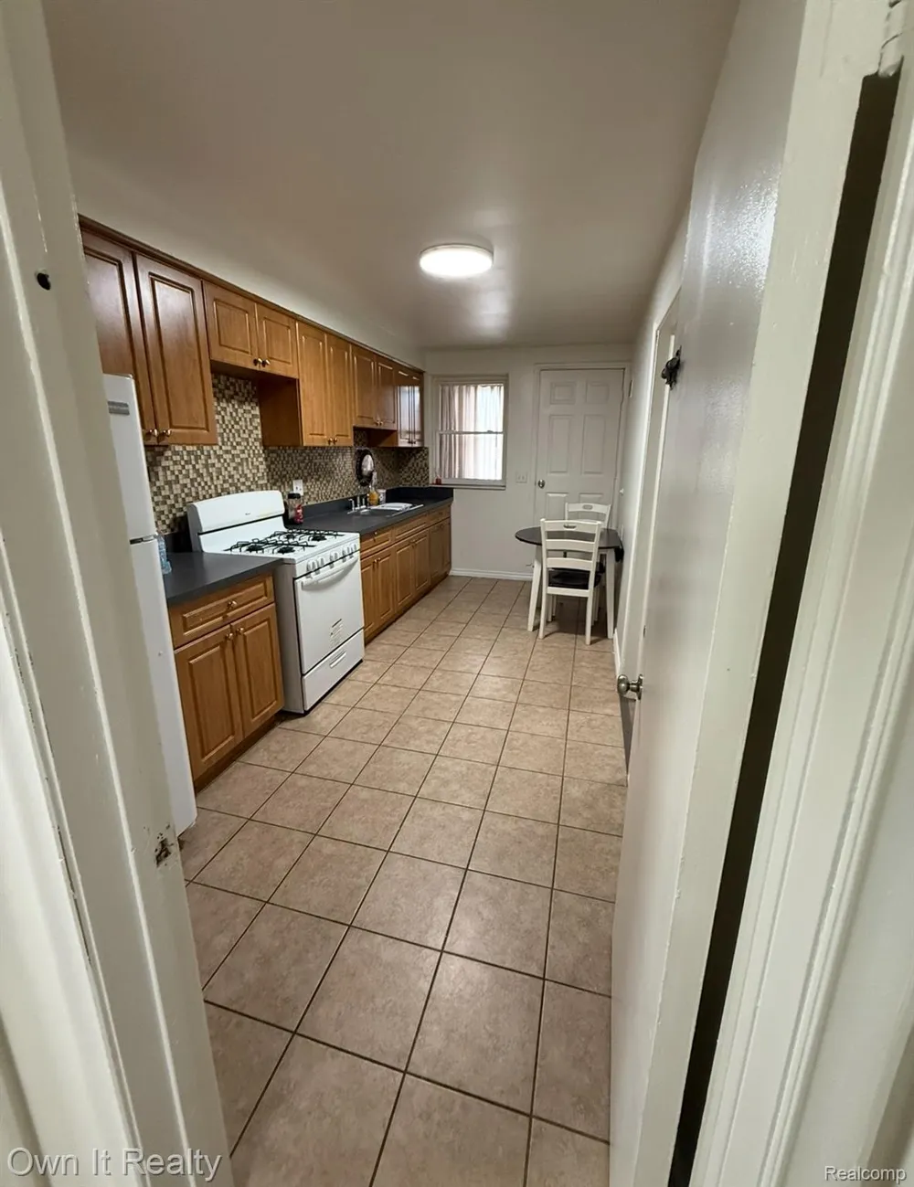 12824 W Warren Avenue #201 Dearborn City, MI 48126