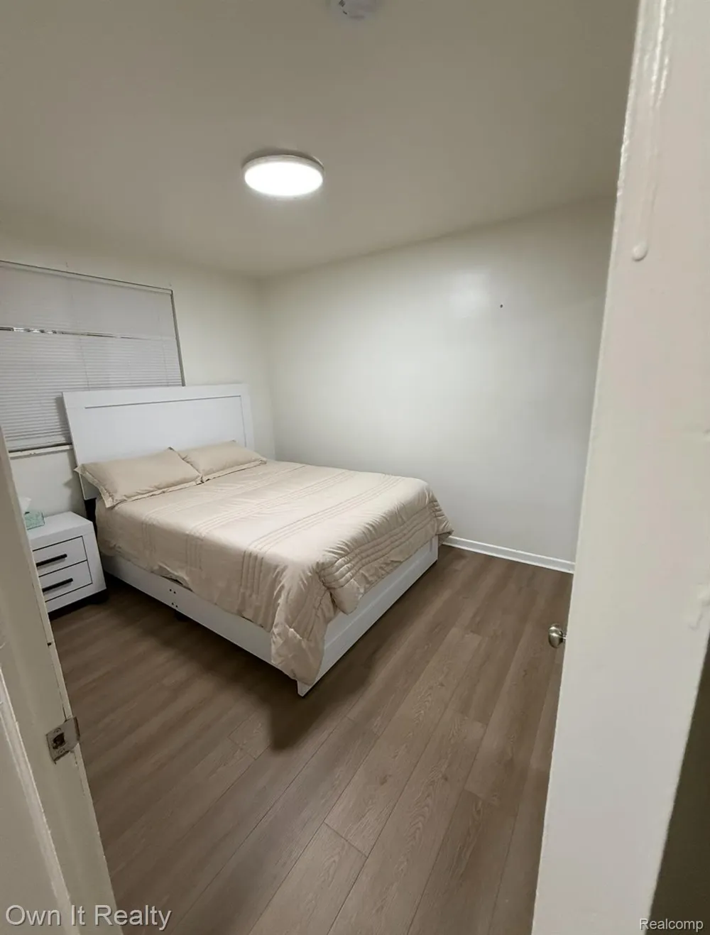 12824 W Warren Avenue #201 Dearborn City, MI 48126