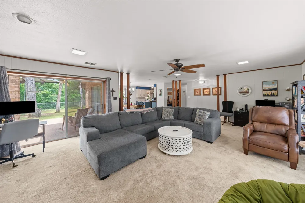 1101 E 19th Street Cameron, TX 76520