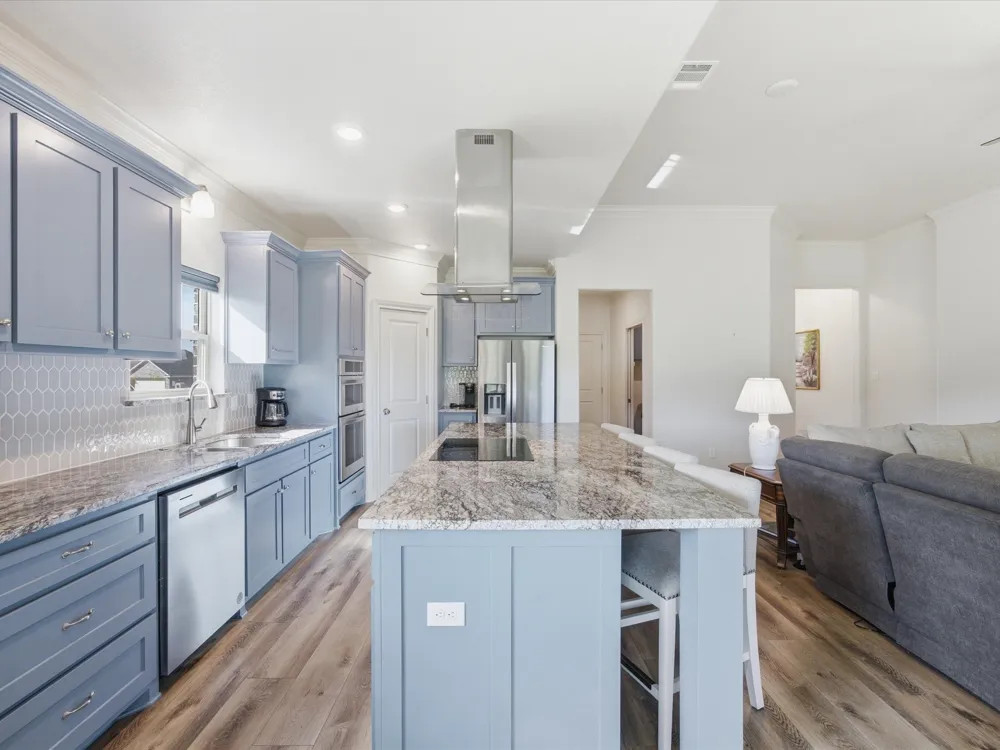648 Half Moon Way Runaway Bay, TX 76426