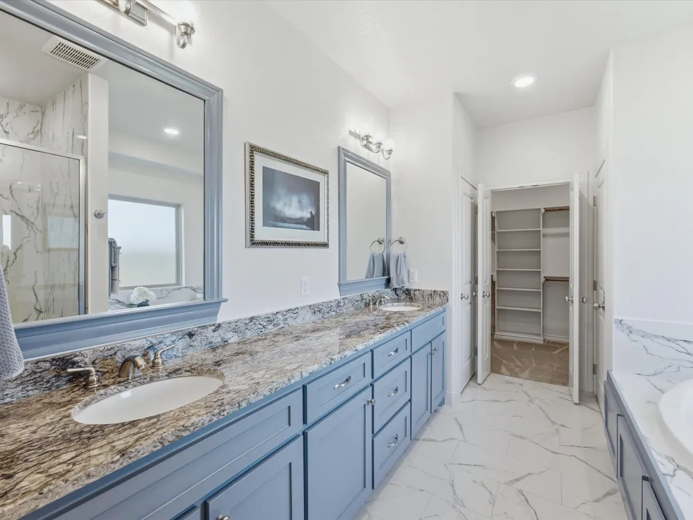 648 Half Moon Way Runaway Bay, TX 76426