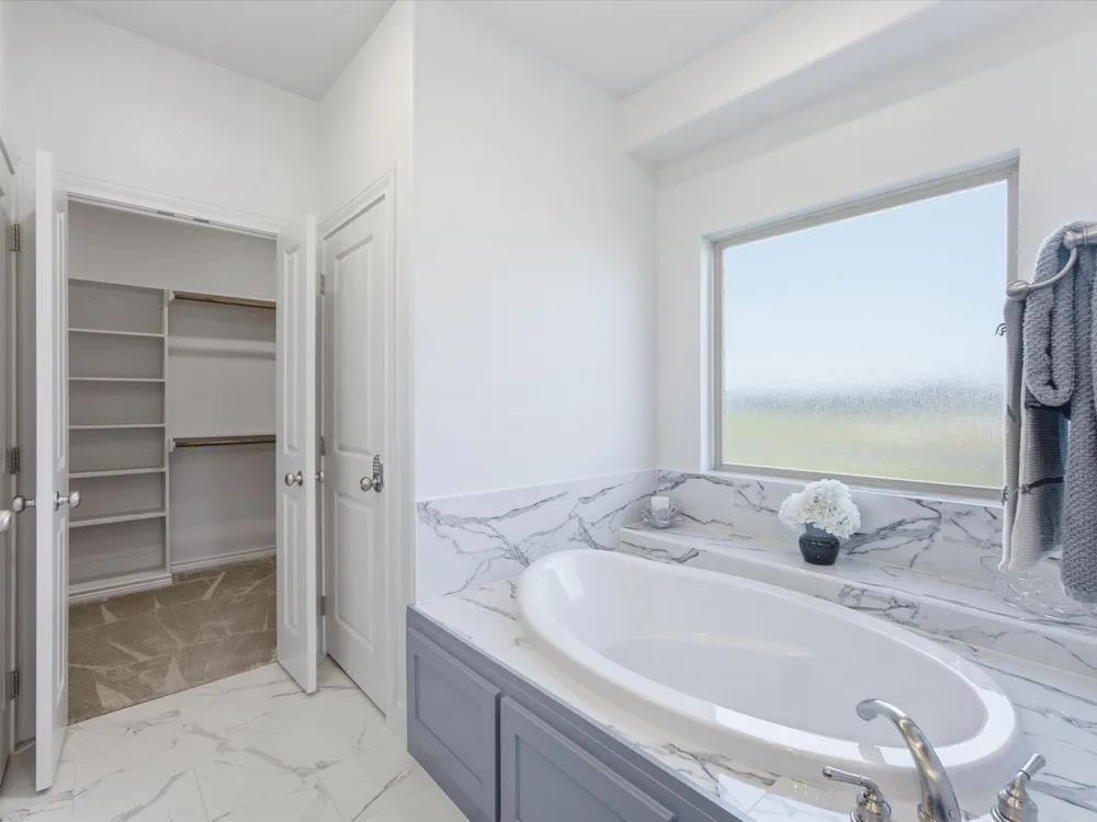 648 Half Moon Way Runaway Bay, TX 76426