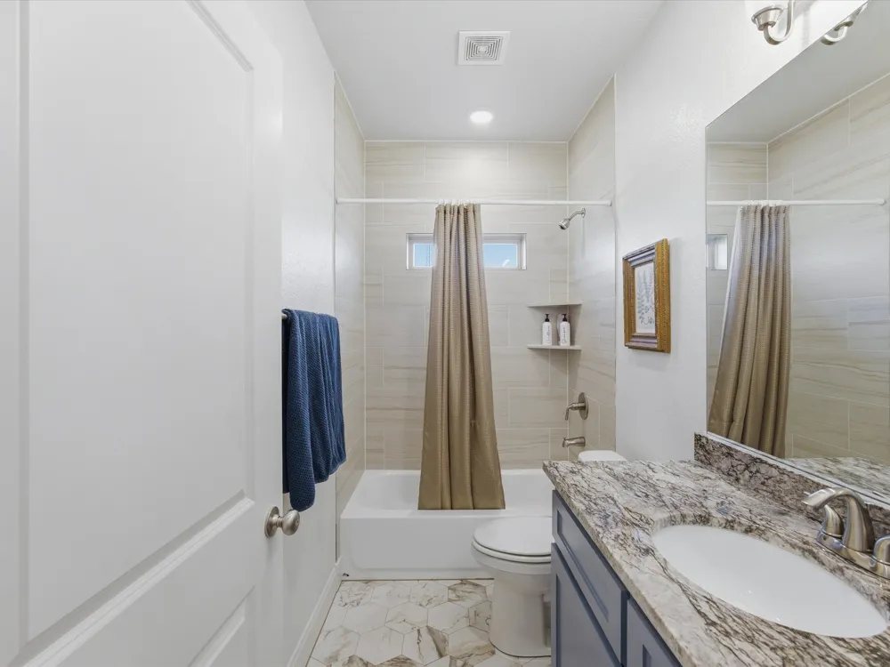 648 Half Moon Way Runaway Bay, TX 76426