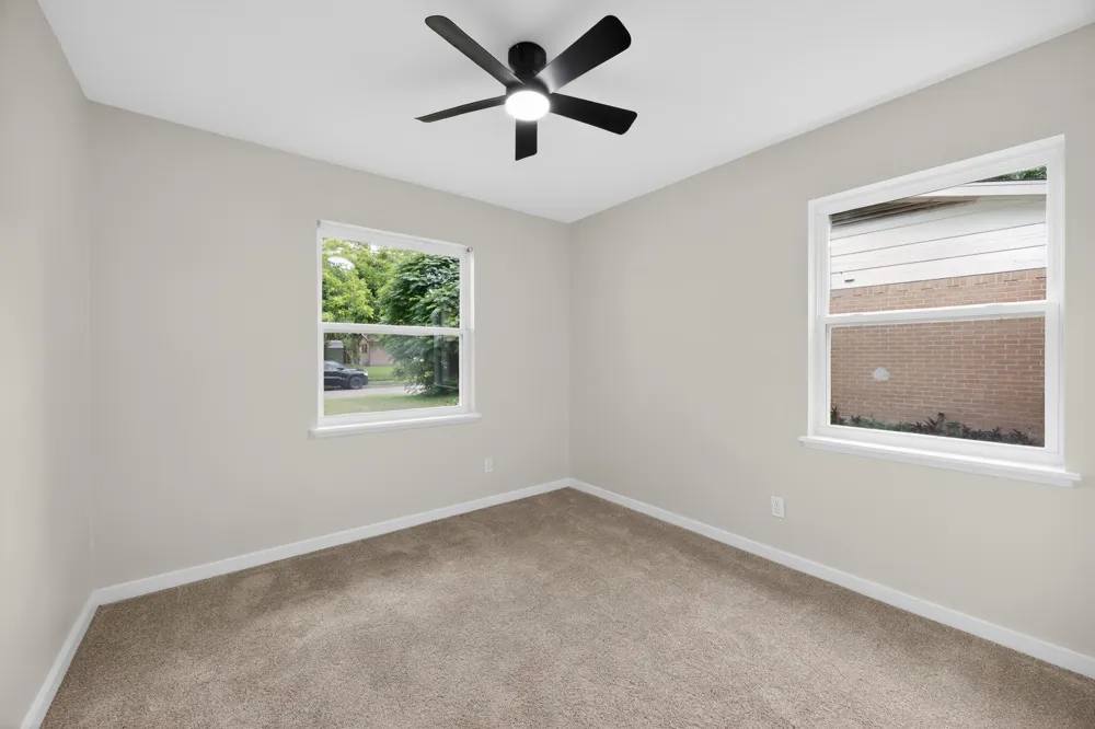 8617 Flicker Lane Dallas, TX 75238