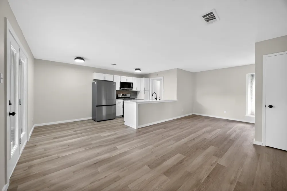 8617 Flicker Lane Dallas, TX 75238