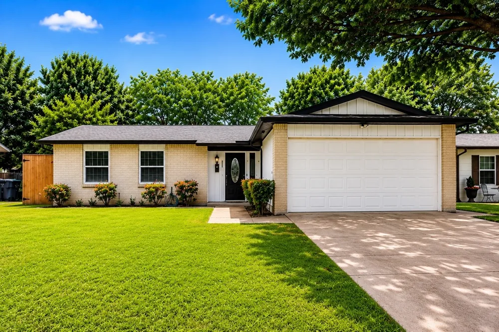 8617 Flicker Lane Dallas, TX 75238