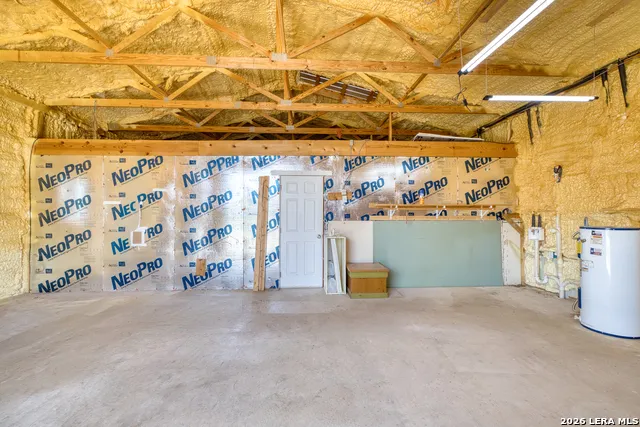 323 Buckskin Trl Bandera, TX 78003