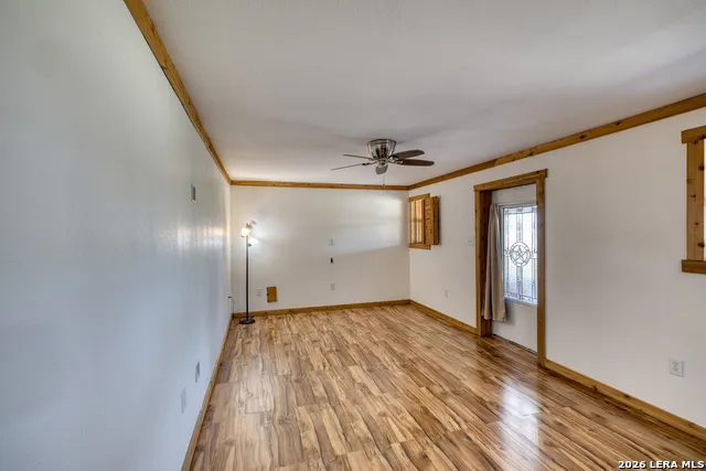 323 Buckskin Trl Bandera, TX 78003