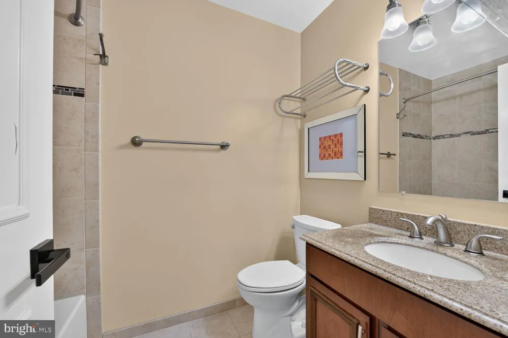 2986 BORGE STREET Oakton, VA 22124