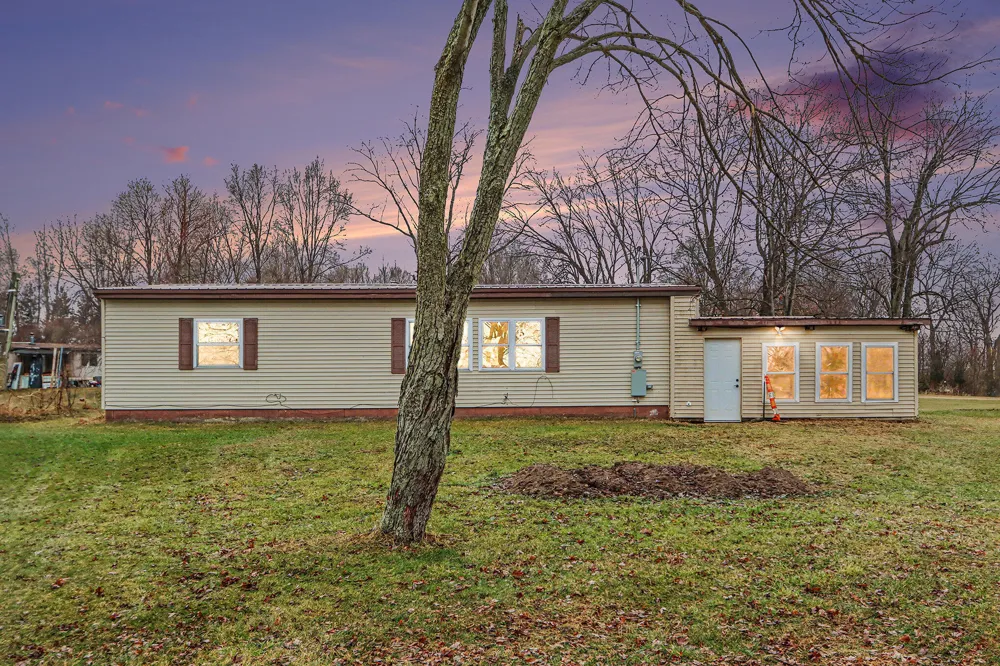 1121 Heights Drive Colon, MI 49040