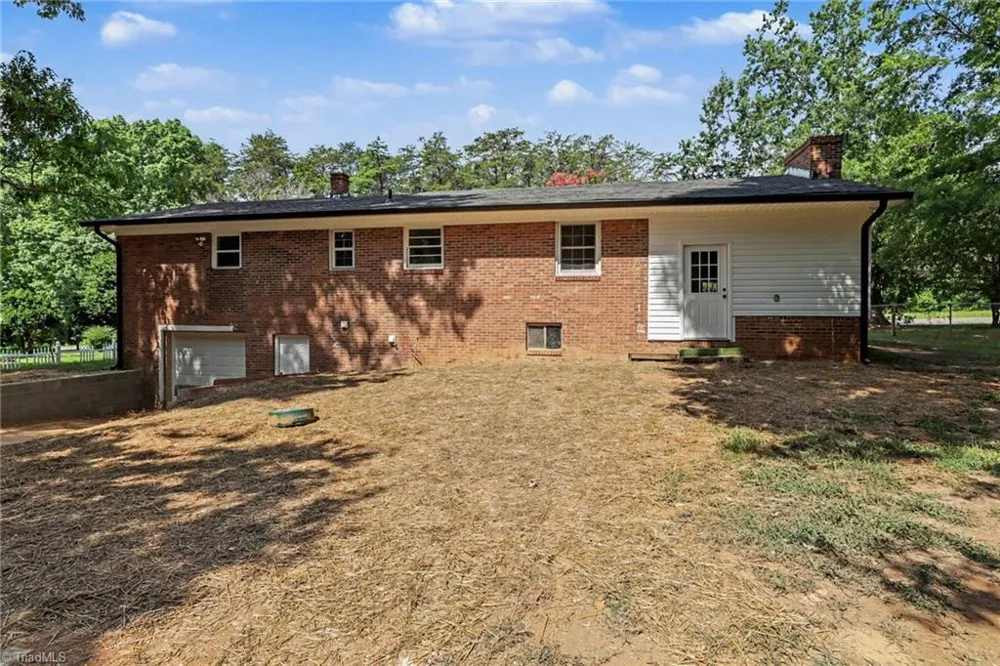 911 Harrison Crossroad Loop Reidsville, NC 27230