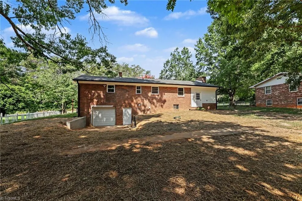 911 Harrison Crossroad Loop Reidsville, NC 27230
